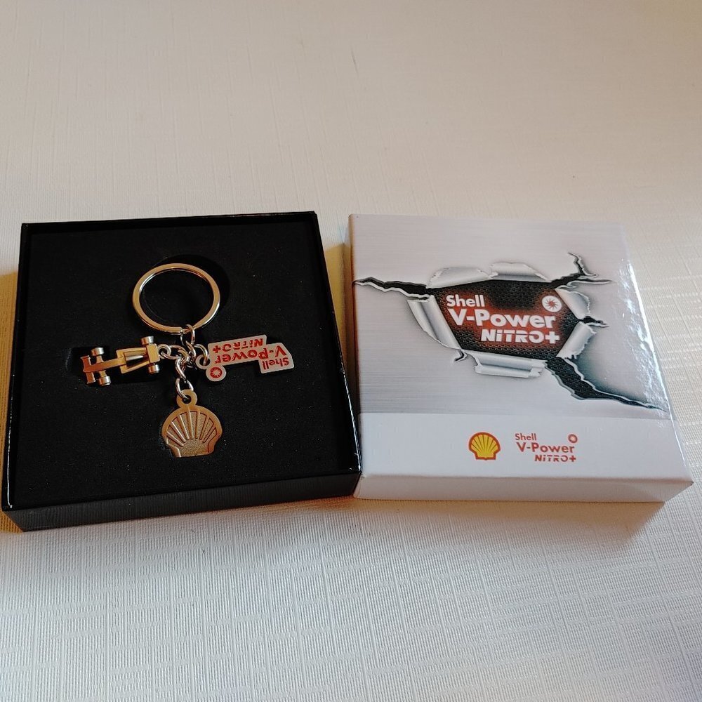 Rare Shell V-Power Nitro Keychain NIB